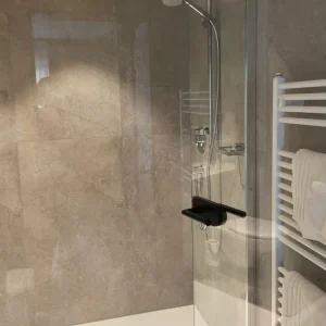 Badezimmer-01-768x1124 (1)